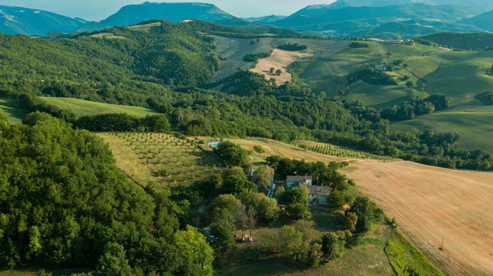 Agriturismo Il Fienile Di Ca Battista Apartment Cagli Luaran gambar