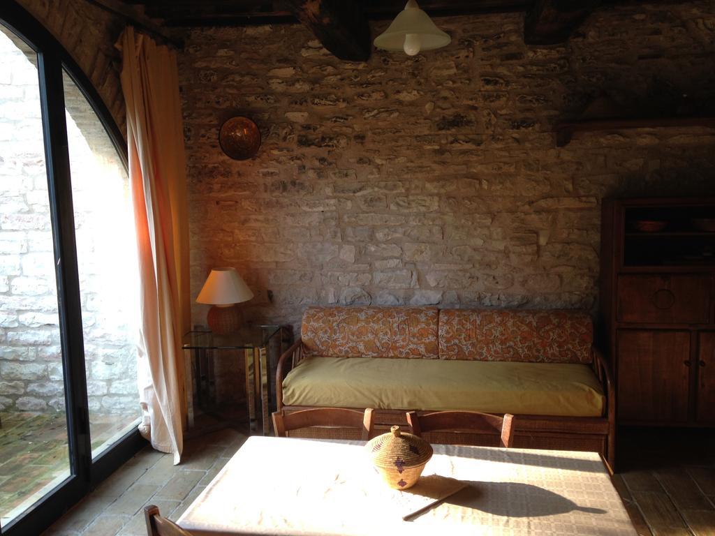 Agriturismo Il Fienile Di Ca Battista Apartment Cagli Luaran gambar